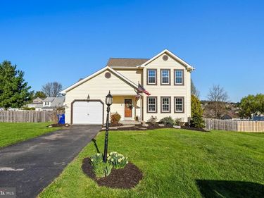 55 BRAKEMAN DRIVE, STEWARTSTOWN, PA 17363