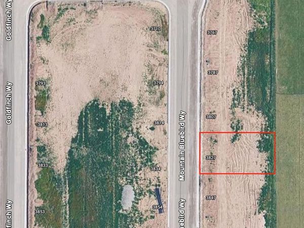 3827 Mountain Bluebird Way, AMMON, ID 83406