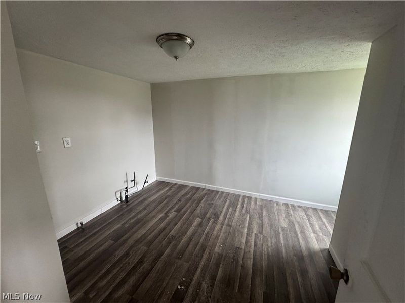 433 E 156th Street, Cleveland, OH 44110 Photo 13