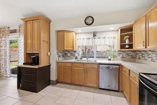 331 NW Dearman Street, Port Saint Lucie, FL 34983 Photo