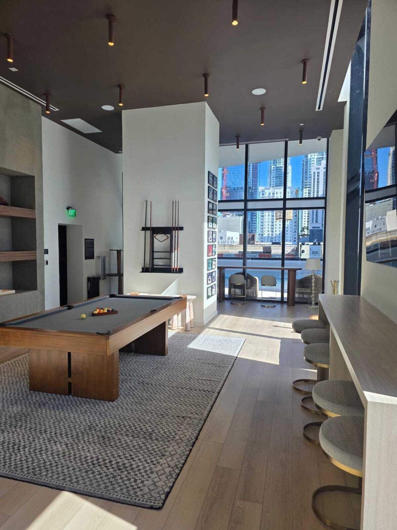 225 N Miami Avenue, Unit 804, Miami, FL 33128 Photo