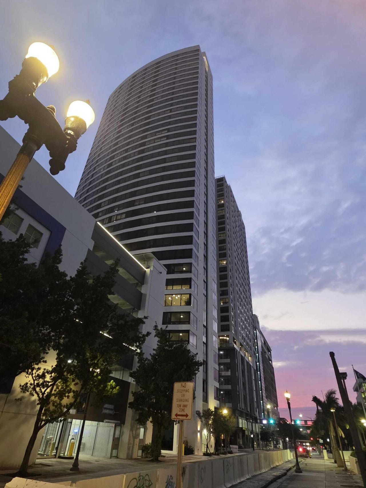 225 N Miami Avenue, Unit 804, Miami, FL 33128 Photo