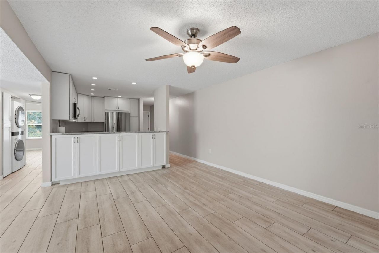 3001 58th Avenue S, Unit 1015, Saint Petersburg, FL 33712 Photo