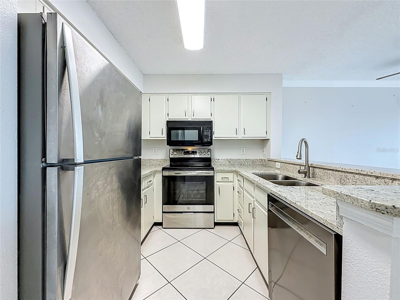 2400 Feather Sound Drive, Unit 933, Clearwater, FL 33762 Photo
