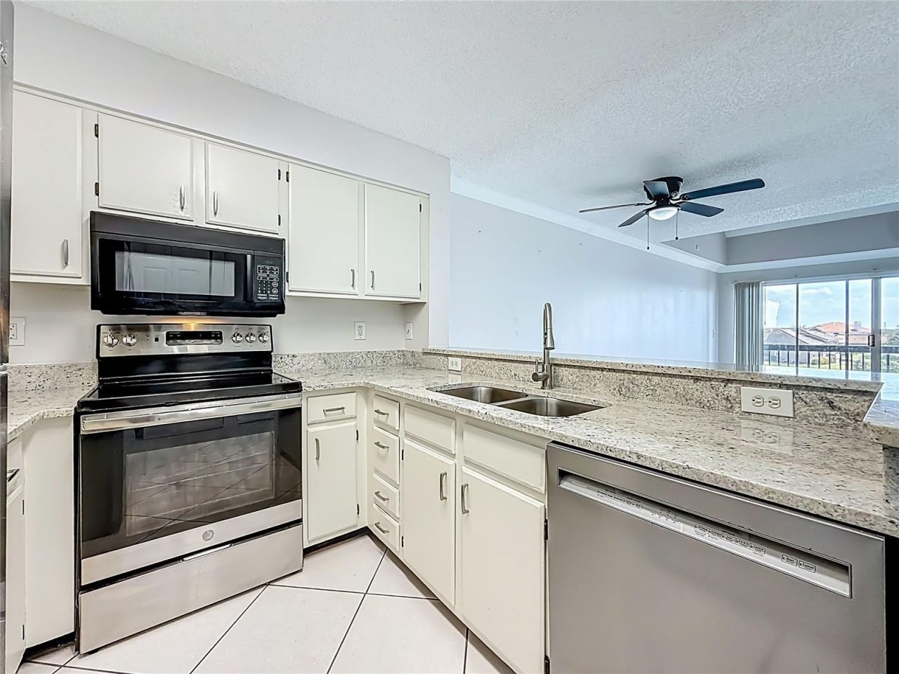 2400 Feather Sound Drive, Unit 933, Clearwater, FL 33762 Photo