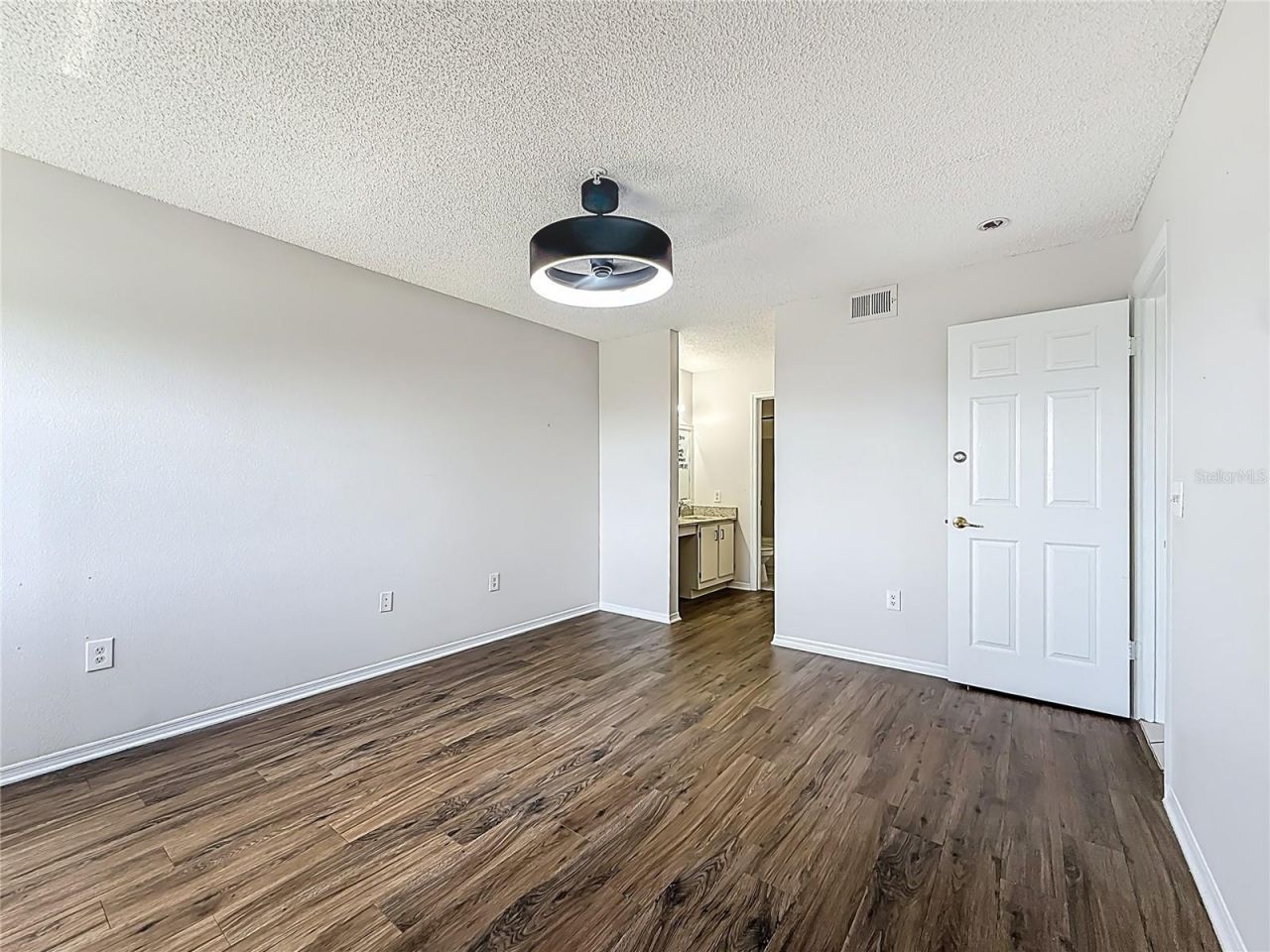 2400 Feather Sound Drive, Unit 933, Clearwater, FL 33762 Photo