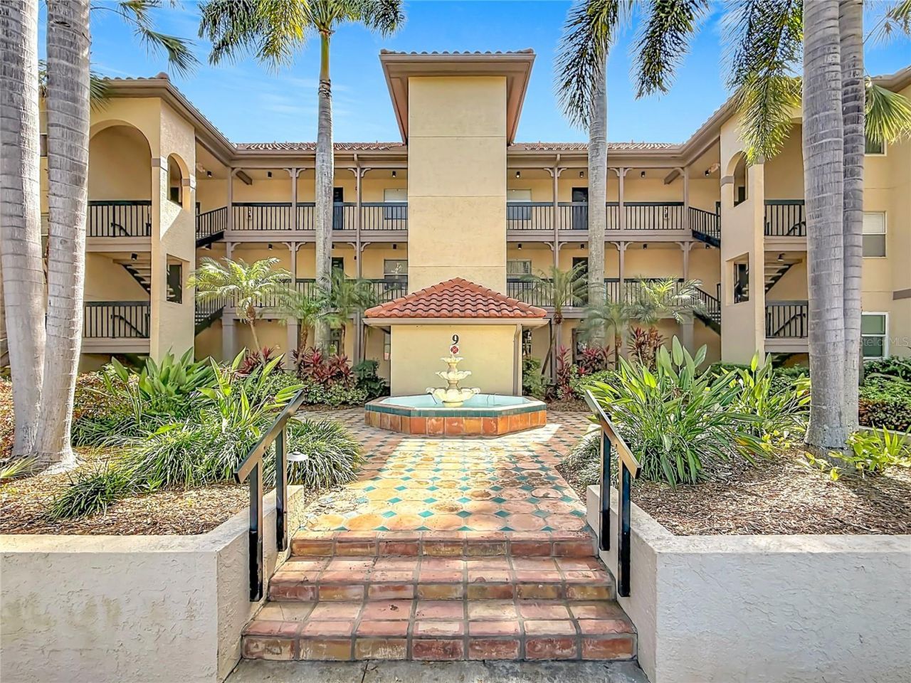 2400 Feather Sound Drive, Unit 933, Clearwater, FL 33762 Photo