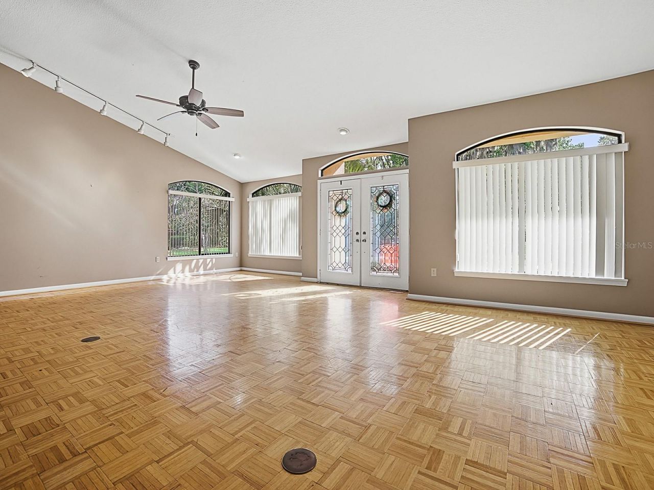 104 Peppertree Court, Yalaha, FL 34797 Photo