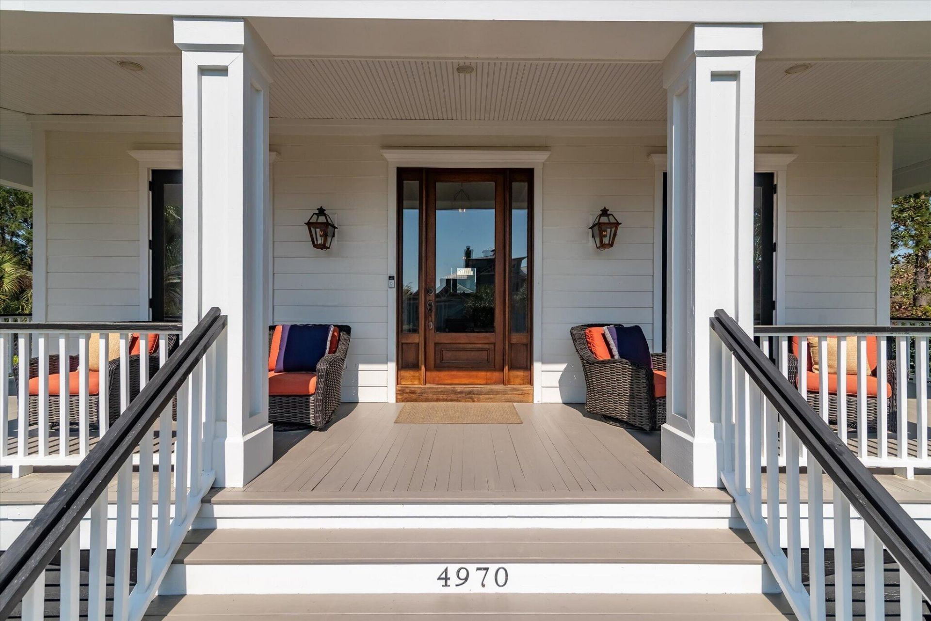 4970 Sound View Drive Photo 3