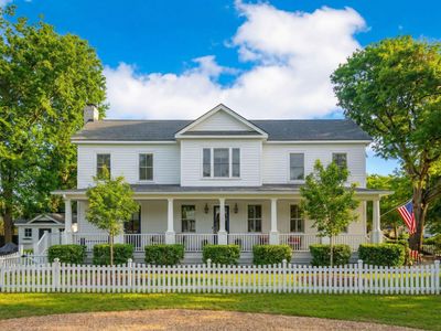 22 Pearl Avenue, Mount Pleasant, SC 29464