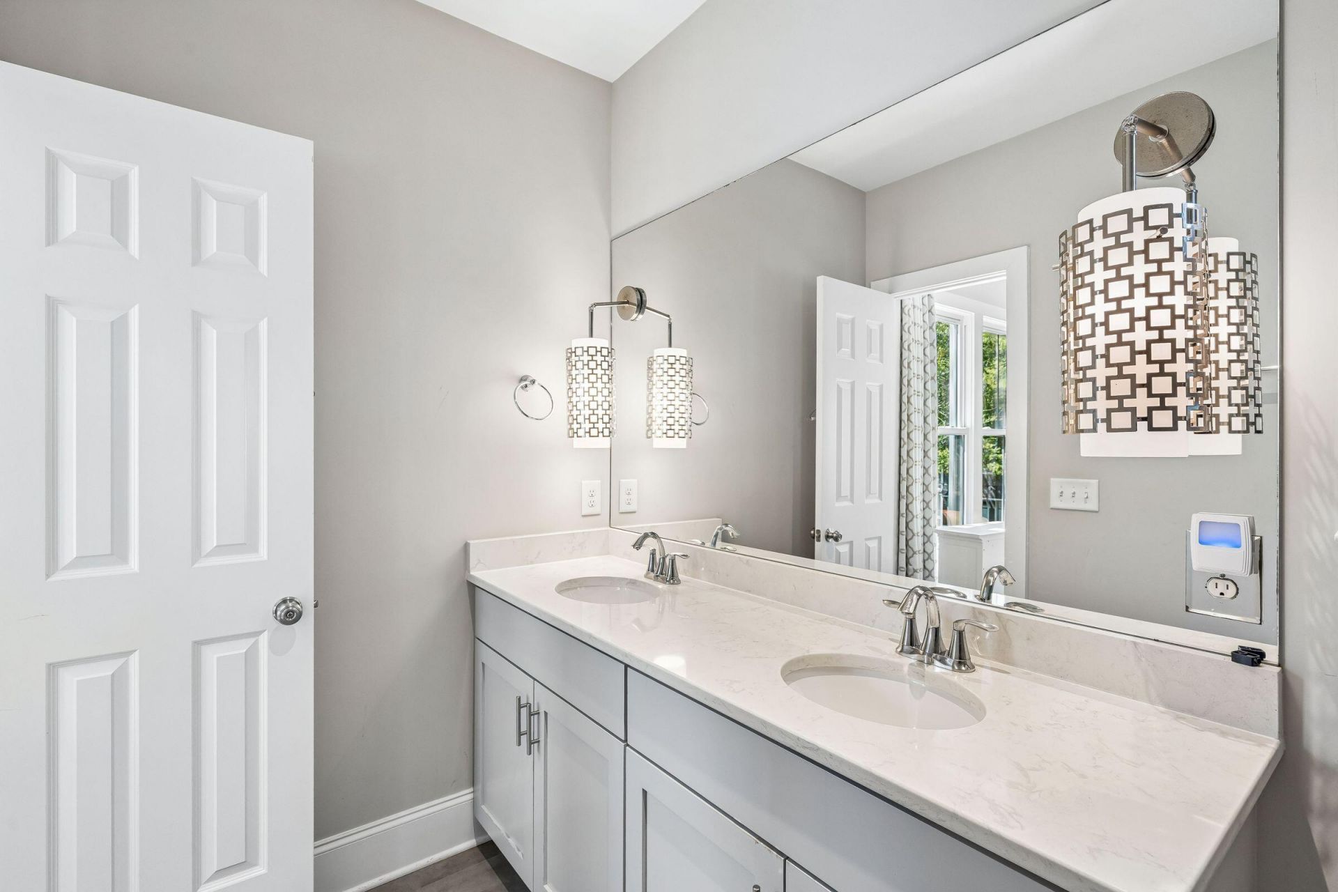 22 Pearl Avenue Photo 37