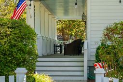 22 Pearl Avenue photo 4