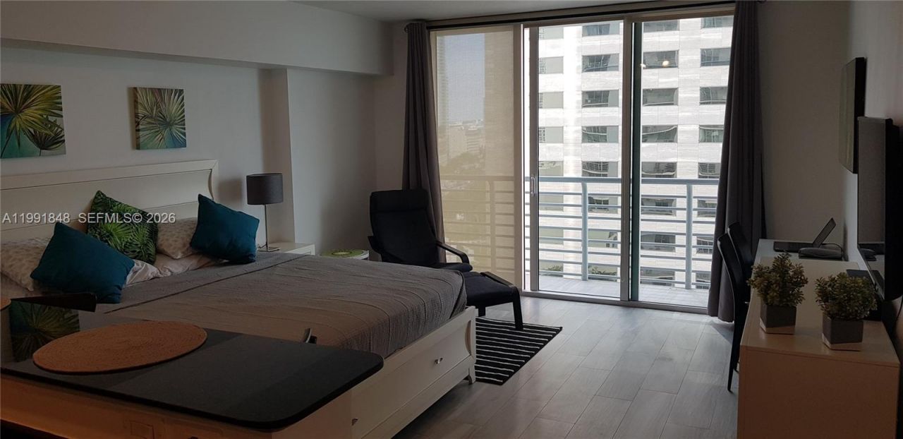 335 S Biscayne Blvd , Unit 1706, Miami, FL 33131 Photo