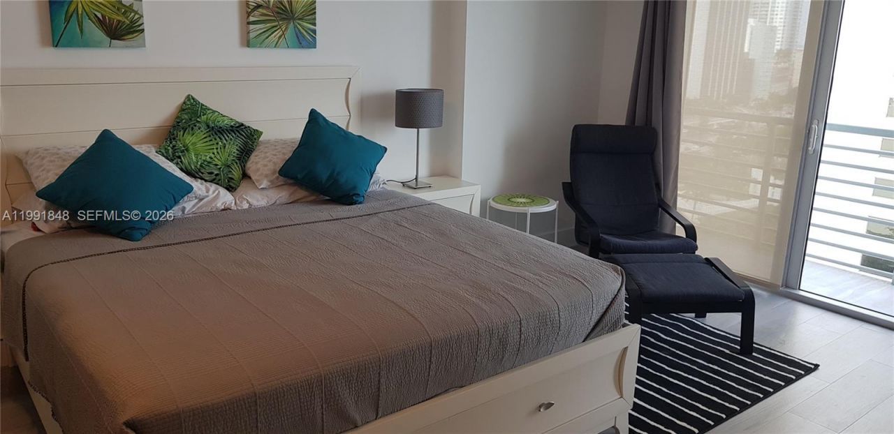 335 S Biscayne Blvd , Unit 1706, Miami, FL 33131 Photo