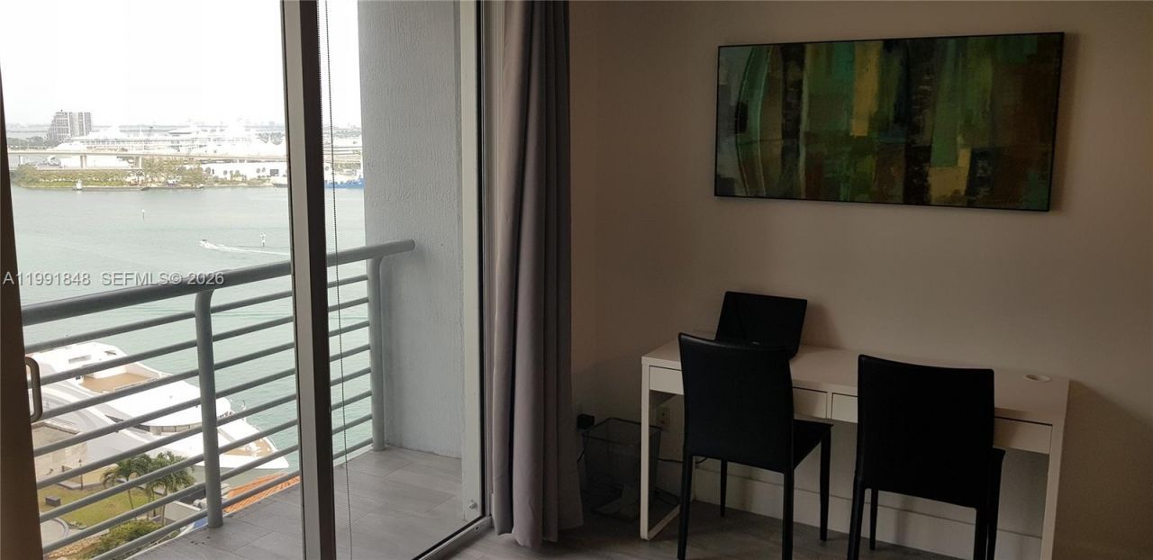 335 S Biscayne Blvd , Unit 1706, Miami, FL 33131 Photo