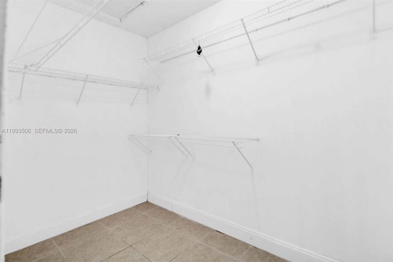 9730 Hammocks Blvd, Unit 203-28, Miami, FL 33196 Photo