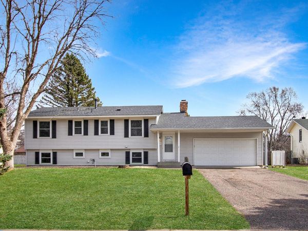 8222 France Avenue N, Brooklyn Park, MN 55443
