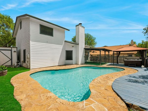 17041 Vista Bluff Dr, San Antonio, TX 78247