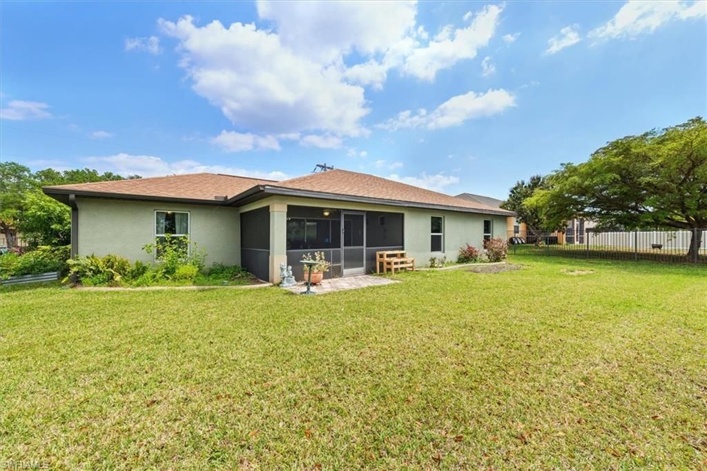 4548 SW 16th Pl, Cape Coral, FL 33914 Photo