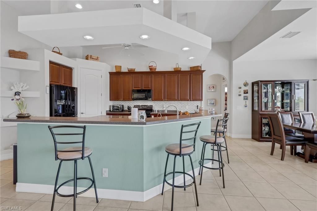 2102 NE 22nd Ave, Cape Coral, FL 33909 Photo
