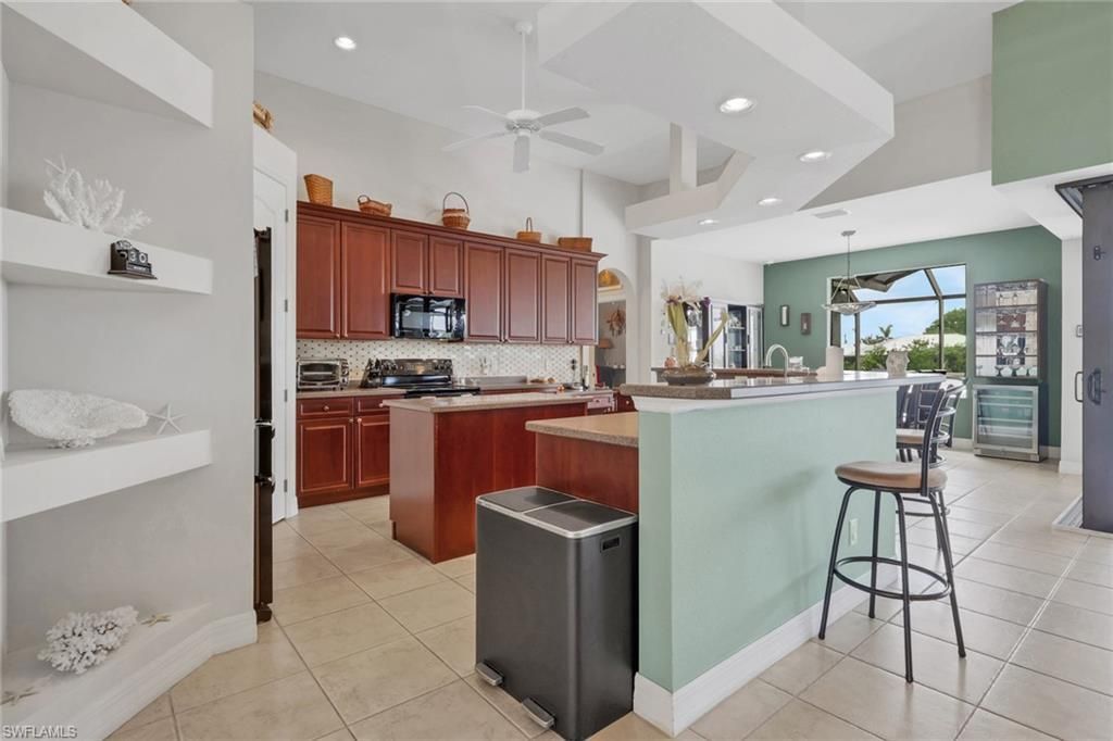 2102 NE 22nd Ave, Cape Coral, FL 33909 Photo