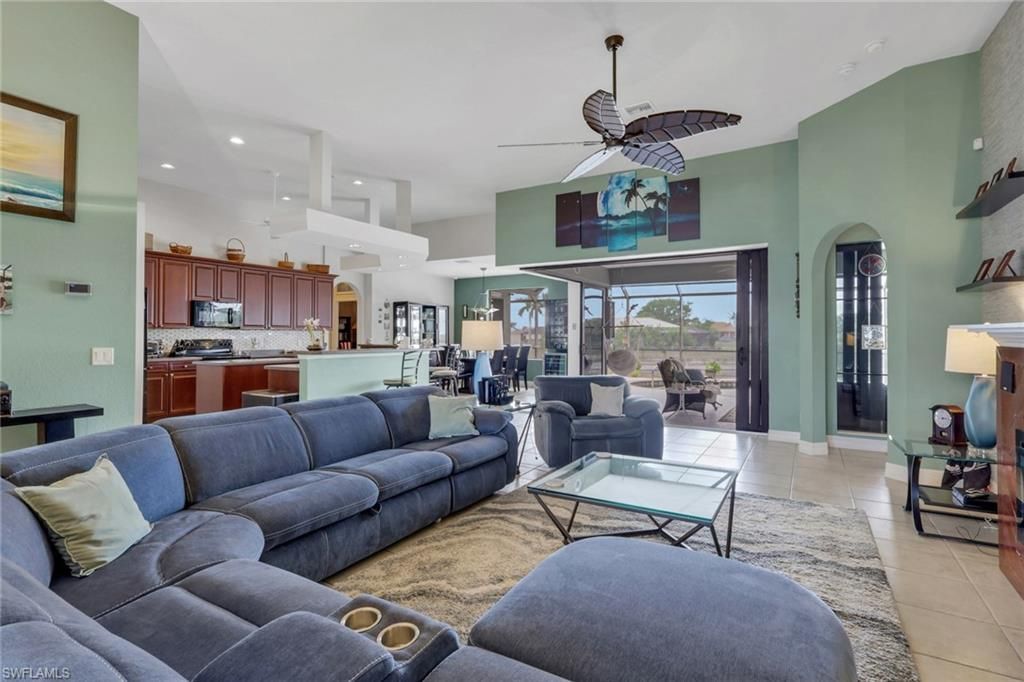 2102 NE 22nd Ave, Cape Coral, FL 33909 Photo