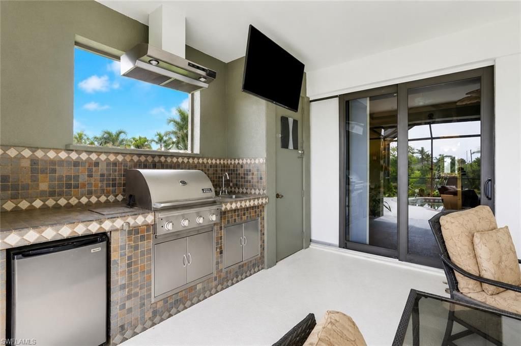 2102 NE 22nd Ave, Cape Coral, FL 33909 Photo