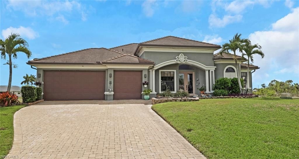 2102 NE 22nd Ave, Cape Coral, FL 33909 Photo