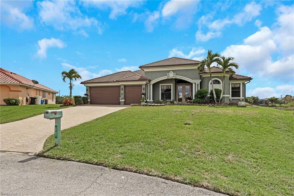 2102 NE 22nd Ave, Cape Coral, FL 33909 Photo