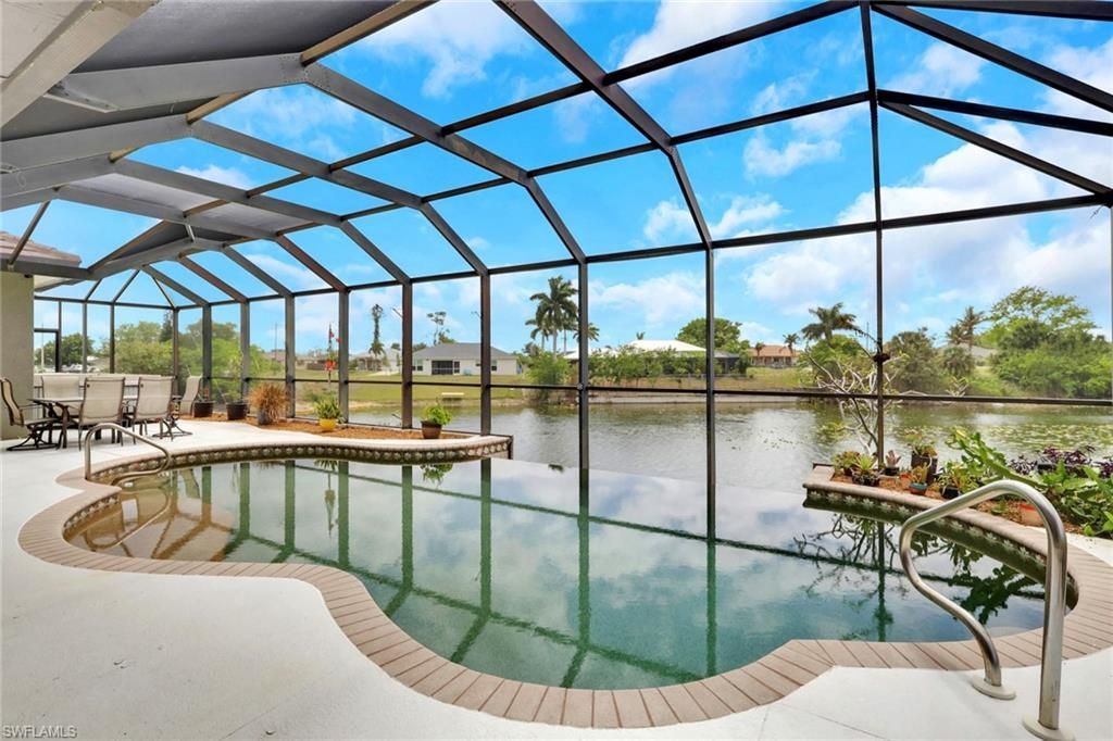 2102 NE 22nd Ave, Cape Coral, FL 33909 Photo
