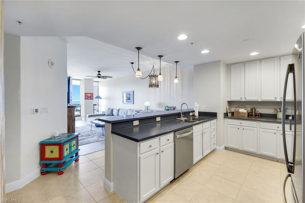 5781 Cape Harbour Dr, Unit 1108, Cape Coral, FL 33914 Photo