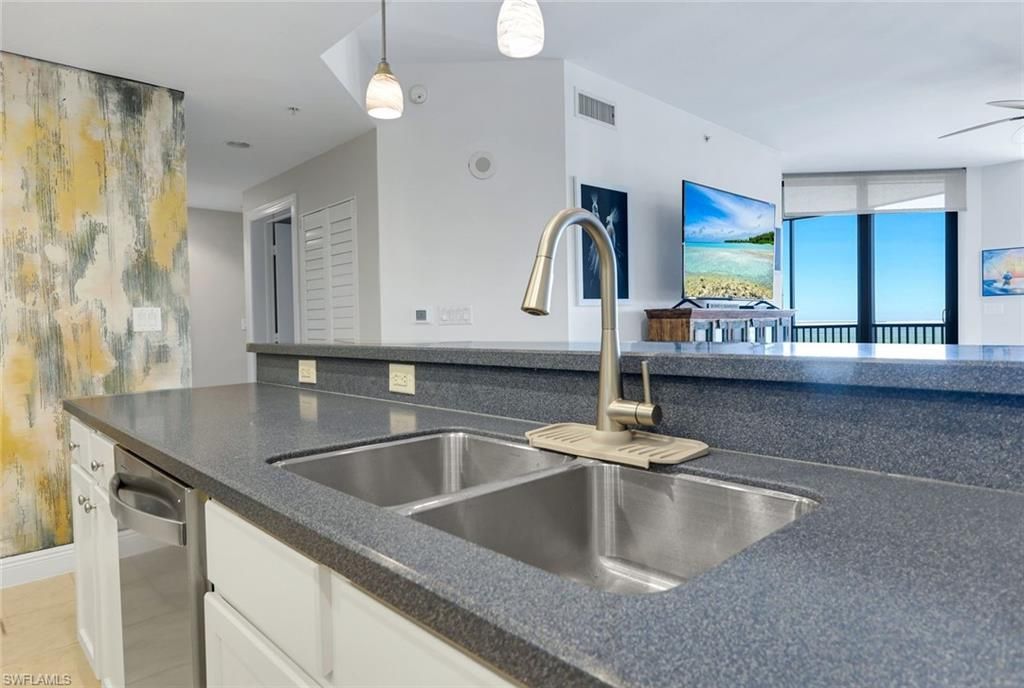 5781 Cape Harbour Dr, Unit 1108, Cape Coral, FL 33914 Photo