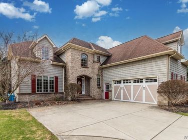 622 Paradise Road , East Amherst, NY 14051