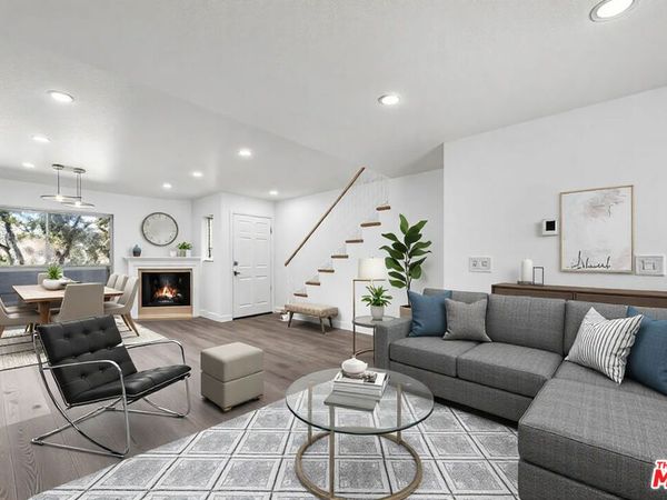 13340 Burbank Boulevard, Unit 2, Sherman Oaks, CA 91401