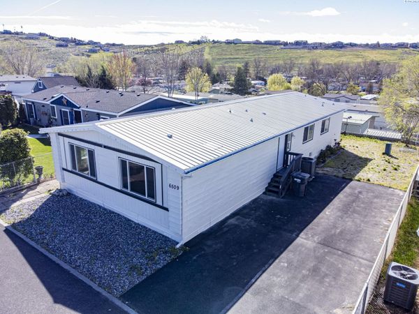 6509 James St, Unit 643, West Richland, WA 99353