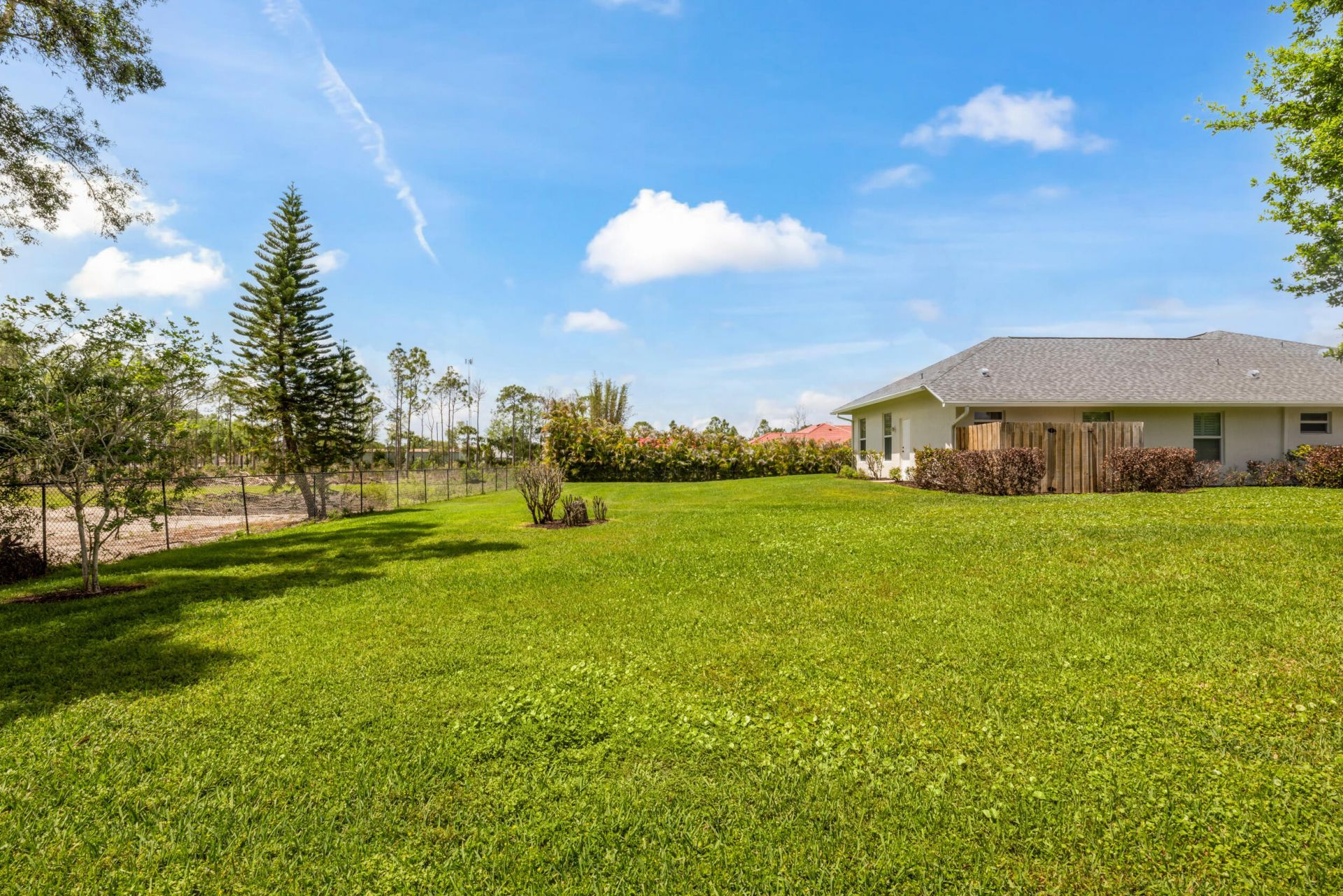 12878 N 70th Pl Place N, The Acreage, FL 33412 Photo