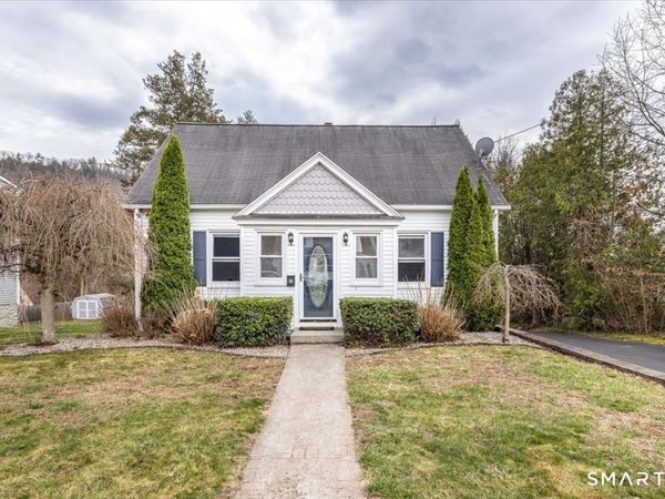 22 Avenue B, Beacon Falls, CT 06403