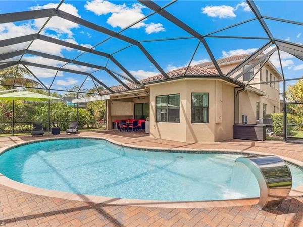 4360 Aurora ST, NAPLES, FL 34119