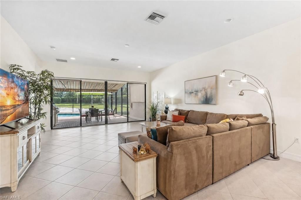 4360 Aurora St, Naples, FL 34119 Photo