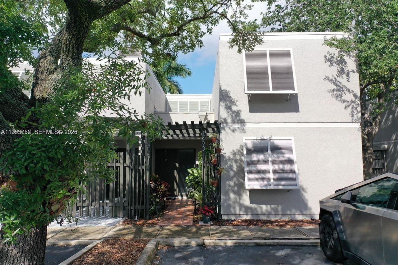 1490 NW 113th Way, Pembroke Pines, FL 33026 Photo