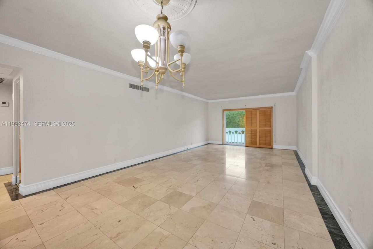 100 Edgewater Dr , Unit 207, Coral Gables, FL 33133 Photo