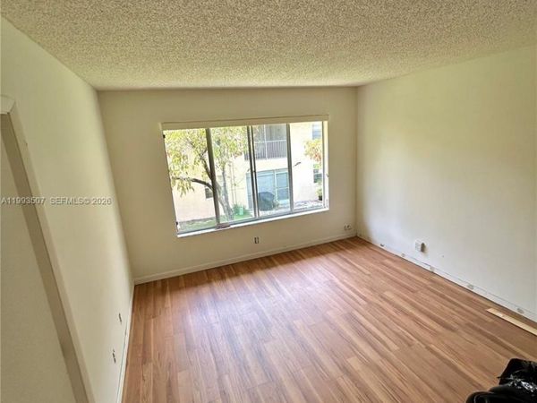 3282 NW 102nd Ter , Unit 204-E, Coral Springs, FL 33065