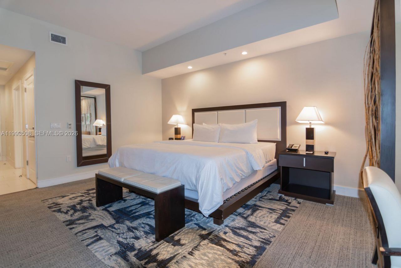 5300 NW 87th Ave, Unit 404, Doral, FL 33178 Photo