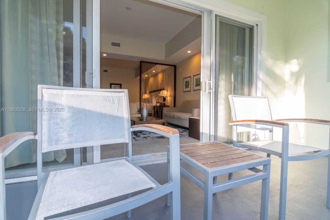 5300 NW 87th Ave, Unit 404, Doral, FL 33178 Photo