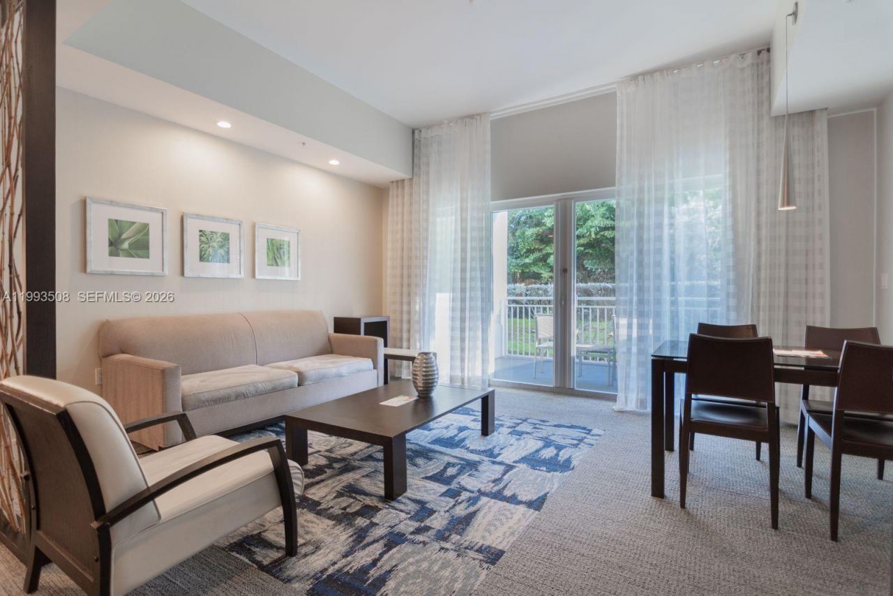 5300 NW 87th Ave, Unit 404, Doral, FL 33178 Photo