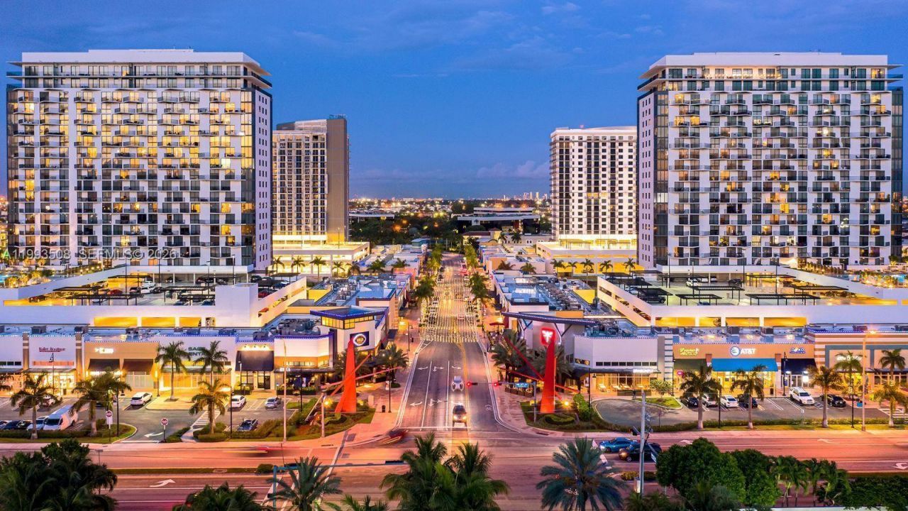 5300 NW 87th Ave, Unit 404, Doral, FL 33178 Photo