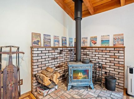 1408 Pebble Beach Drive, South Lake Tahoe, CA 96150 Photo