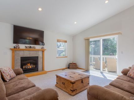 1982 Cherokee Street, South Lake Tahoe, CA 96150 Photo