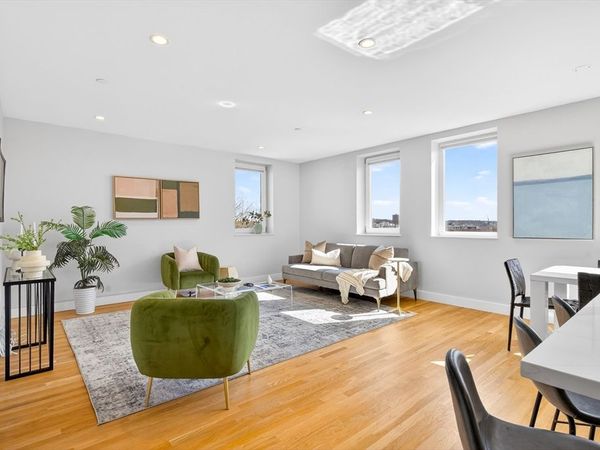 52 Fisher Ave, Unit 302, Boston, MA 02120