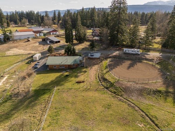 2121 Dzini Rd, Black Creek, BC V9J 1H1